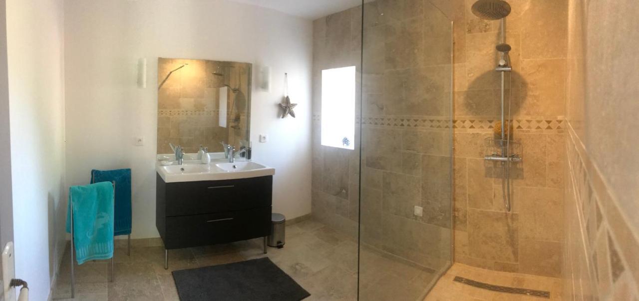 Chambres D Hotes De Charme Dans Mas La Souvine Du 17Eme, Chambres Climatisees Bédarrides Eksteriør bilde
