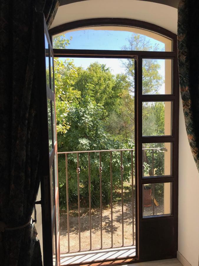 Chambres D Hotes De Charme Dans Mas La Souvine Du 17Eme, Chambres Climatisees Bédarrides Eksteriør bilde
